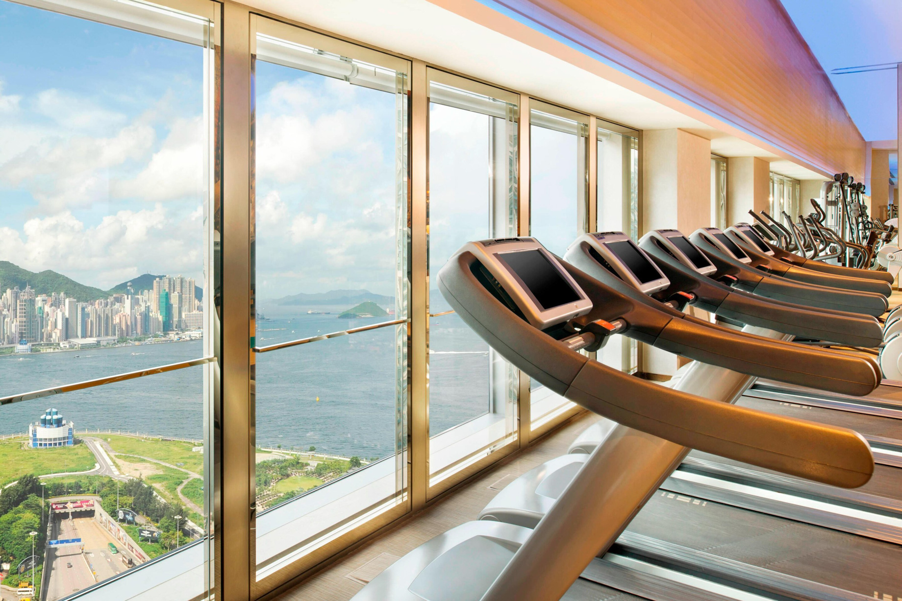W Hong Kong Hotel – Hong Kong – FIT Gym View