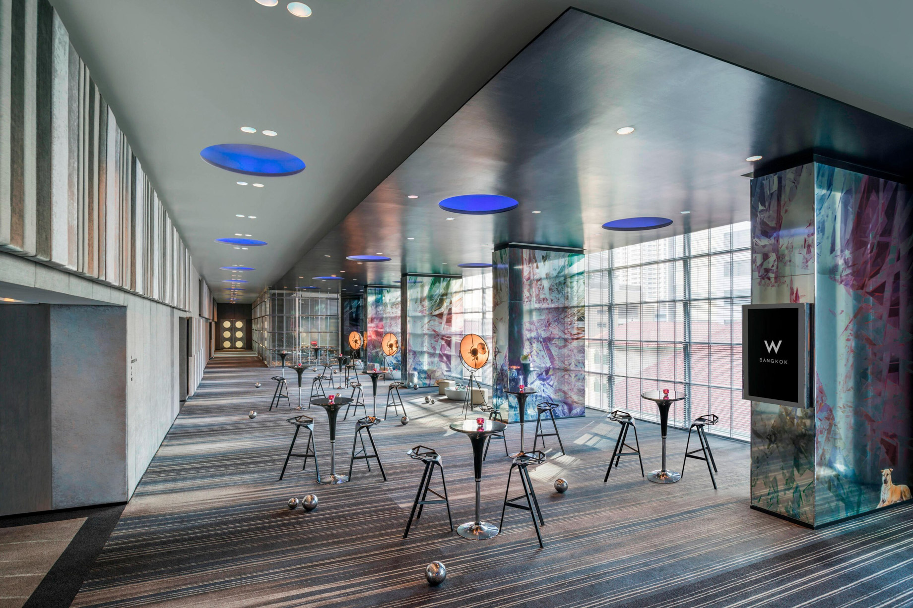 W Bangkok Hotel - Bangkok, Thailand - Third Floor Reception