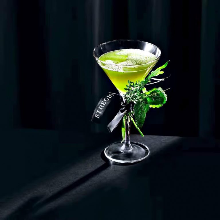 The St. Regis Shenzhen Hotel – Shenzhen, China – St. Regis Bar Lime Green Cocktail