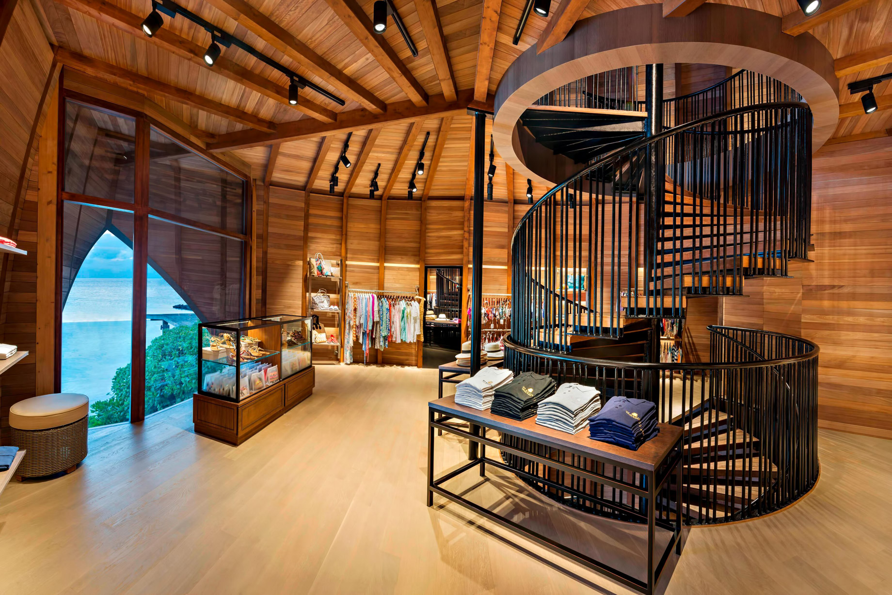 The St. Regis Maldives Vommuli Resort – Dhaalu Atoll, Maldives – St. Regis Boutique