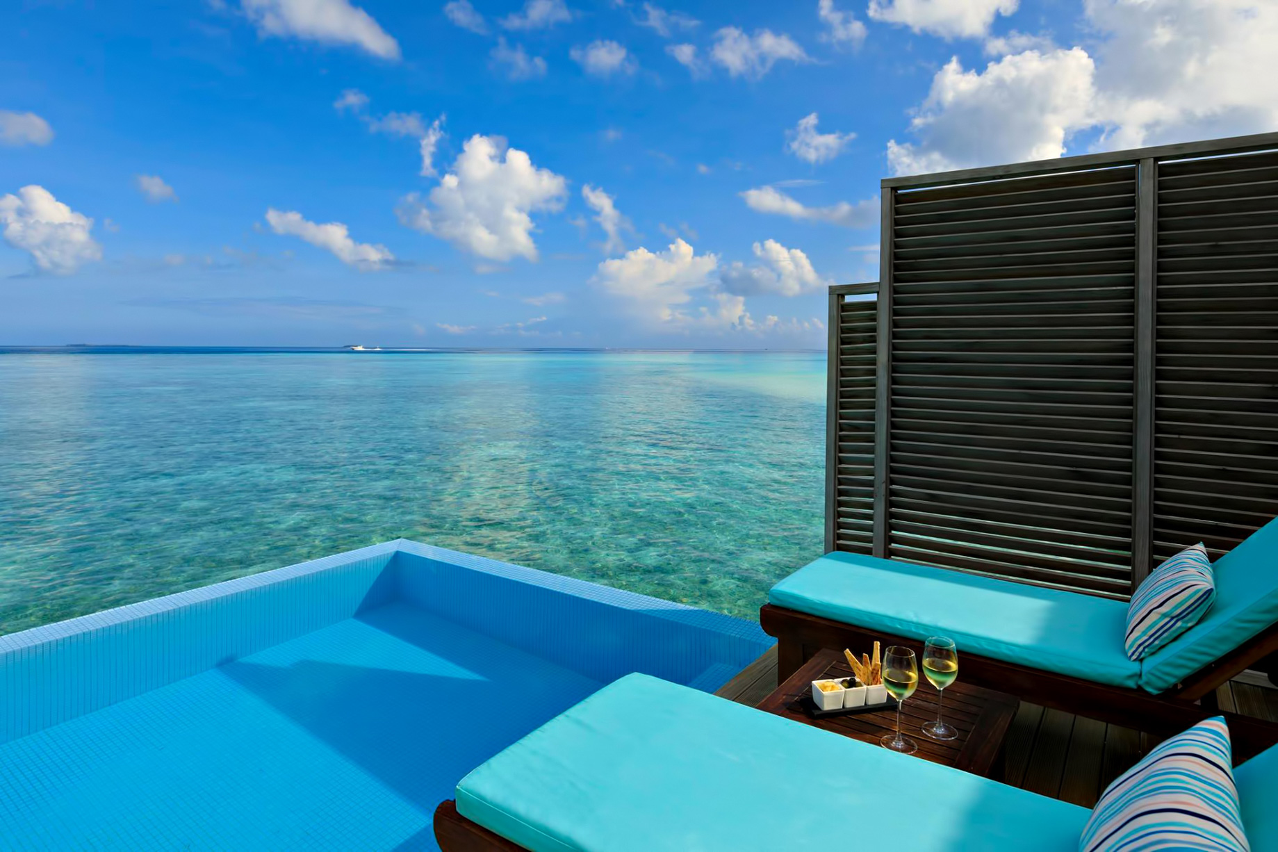 Velassaru Maldives Resort – South Male Atoll, Maldives - Over Water Suite Pool