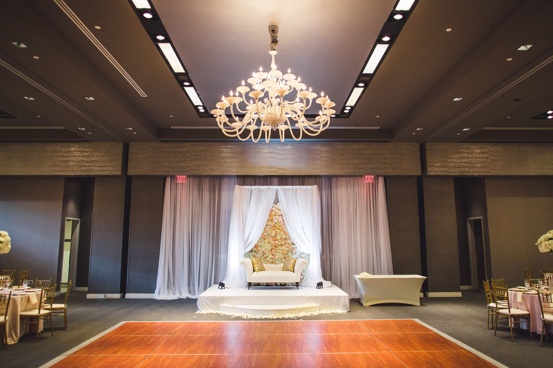 W Austin Hotel – Austin, TX, USA – Wedding Reception Dance Floor Setup
