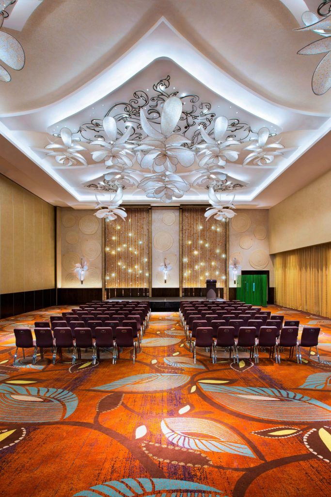 W Singapore Sentosa Cove Hotel - Singapore - Great Room Theatre Seating