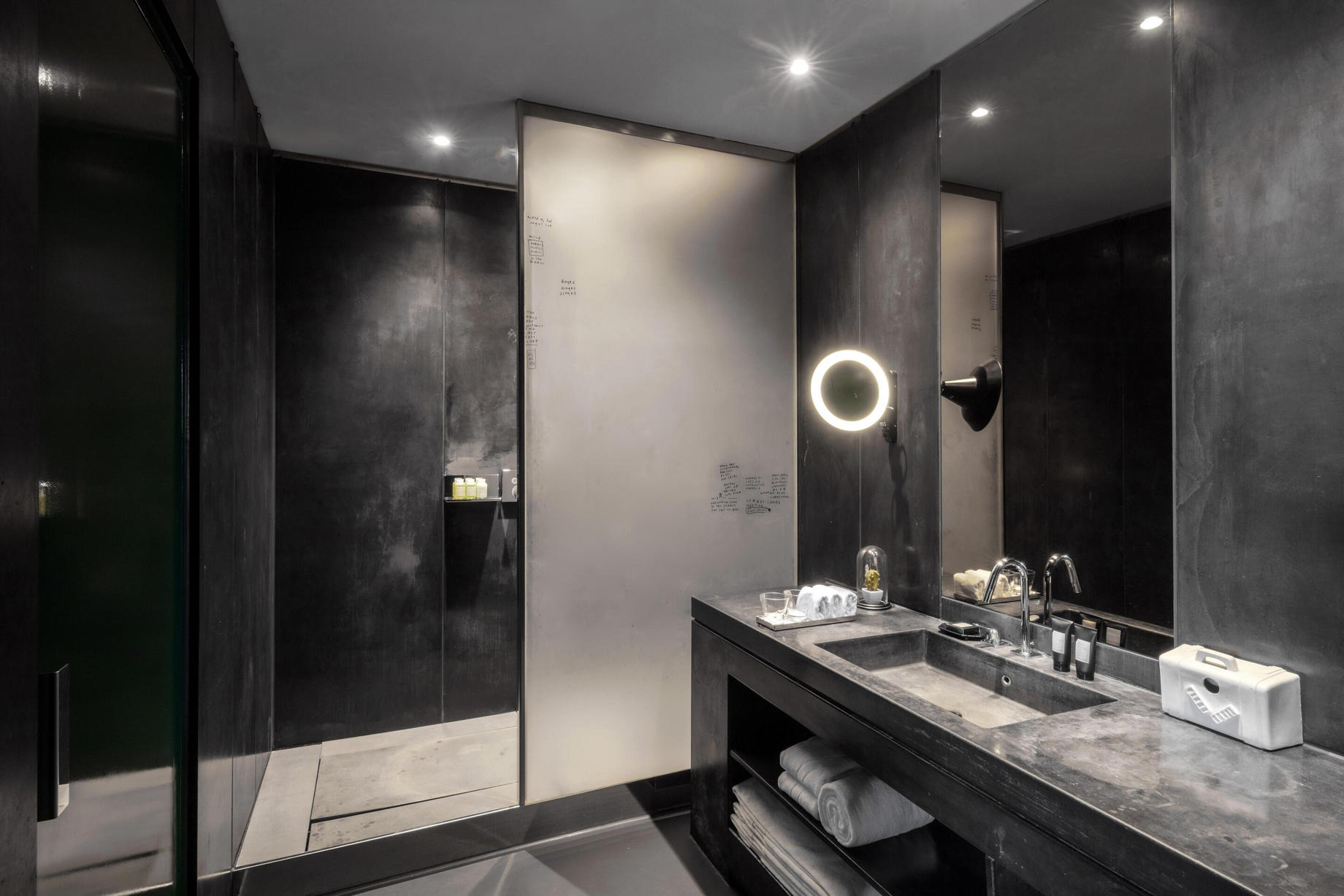 W Amsterdam Hotel – Amsterdam, Netherlands – WOW Bank One Bedroom Studio Suite Bathroom