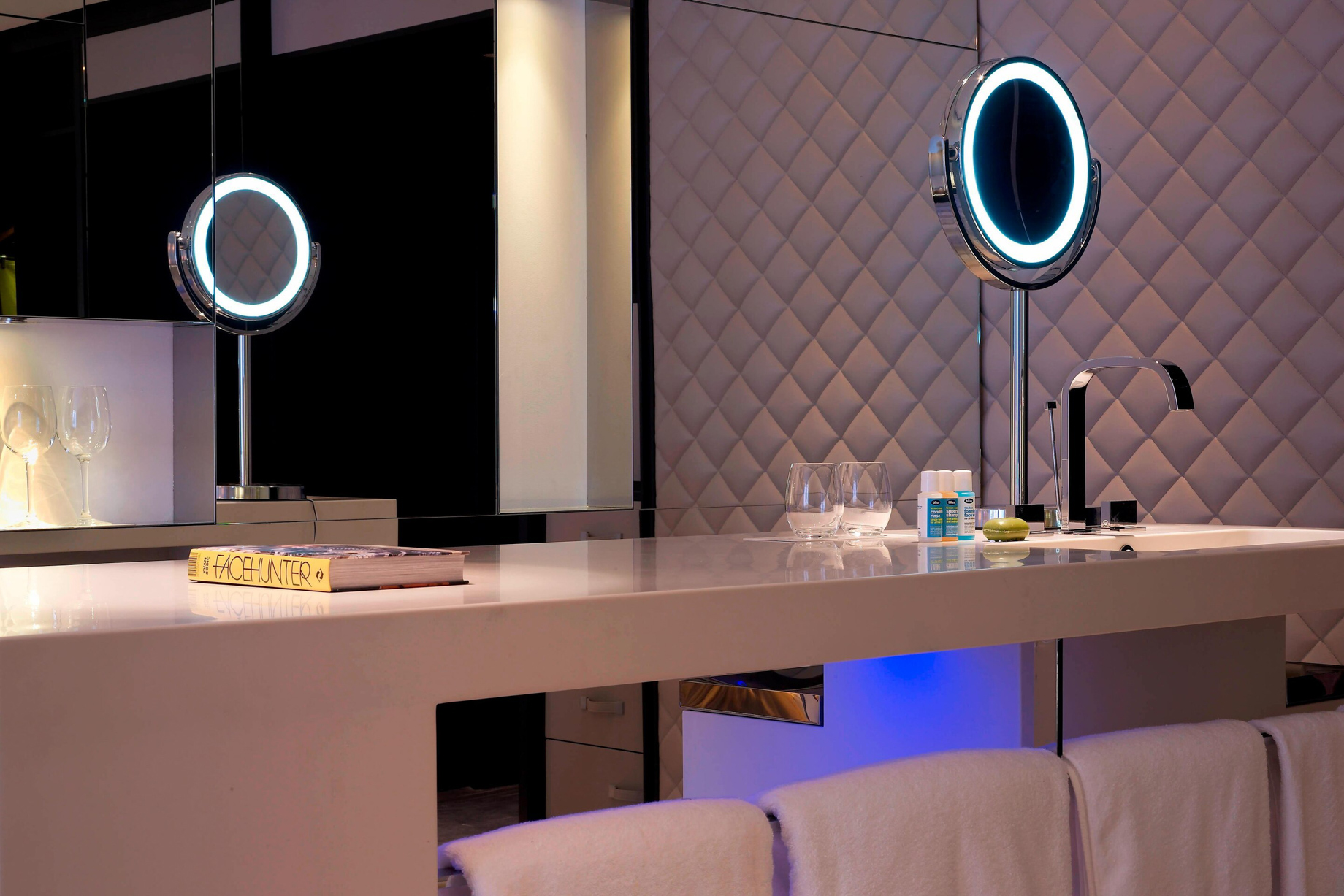 W London Hotel - London, United Kingdom - Wonderful Room Bathroom