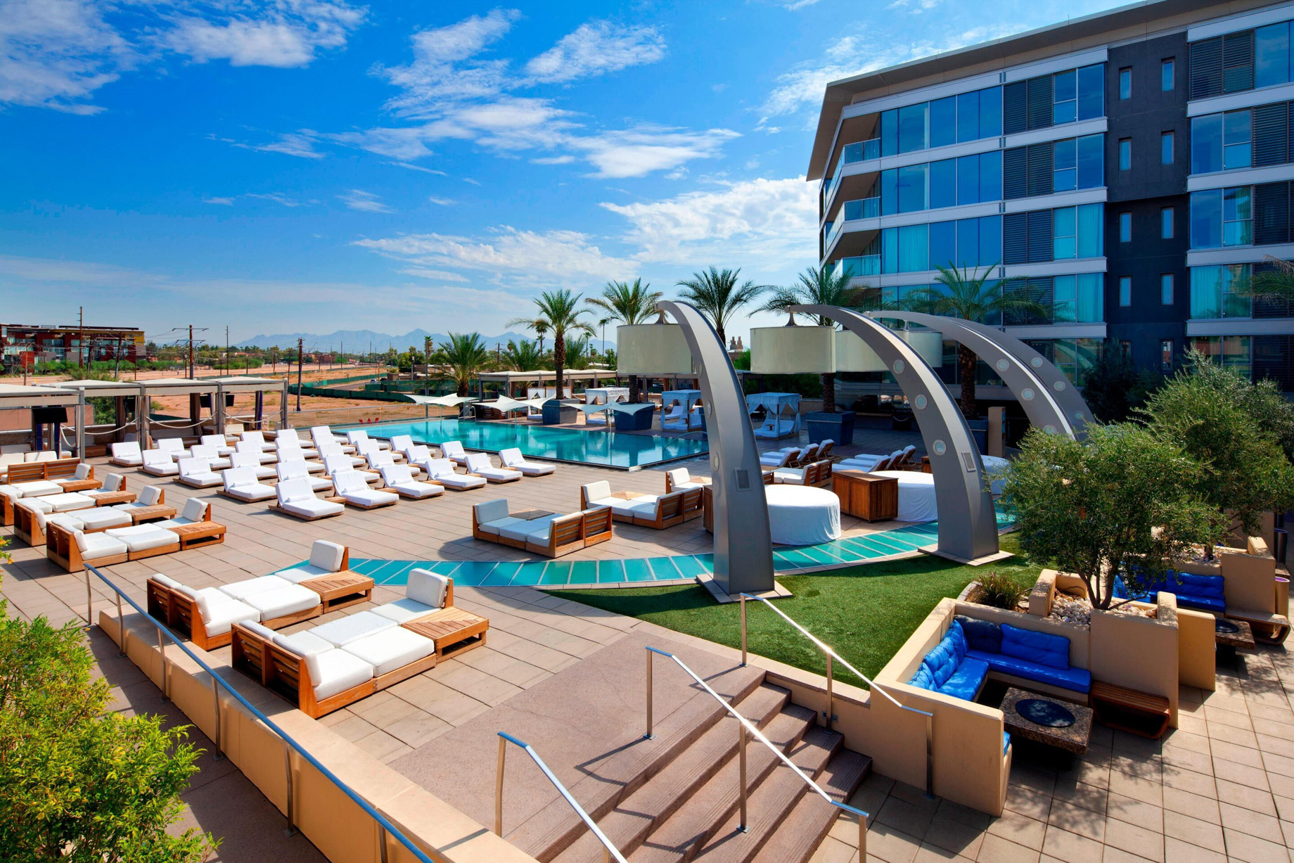 W Scottsdale Hotel – Scottsdale, AZ, USA – WET Deck Poolside Lounge Chairs