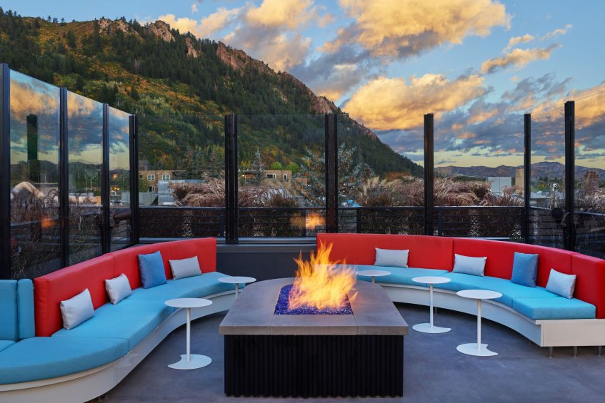 W Aspen Hotel - Aspen, CO, USA - WET Deck Lounge Fireplace Seating