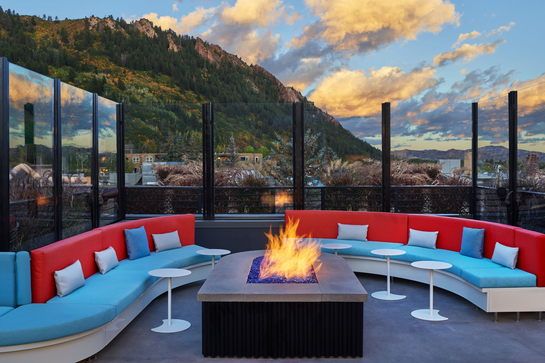 W Aspen Hotel – Aspen, CO, USA – WET Deck Lounge Fireplace Seating