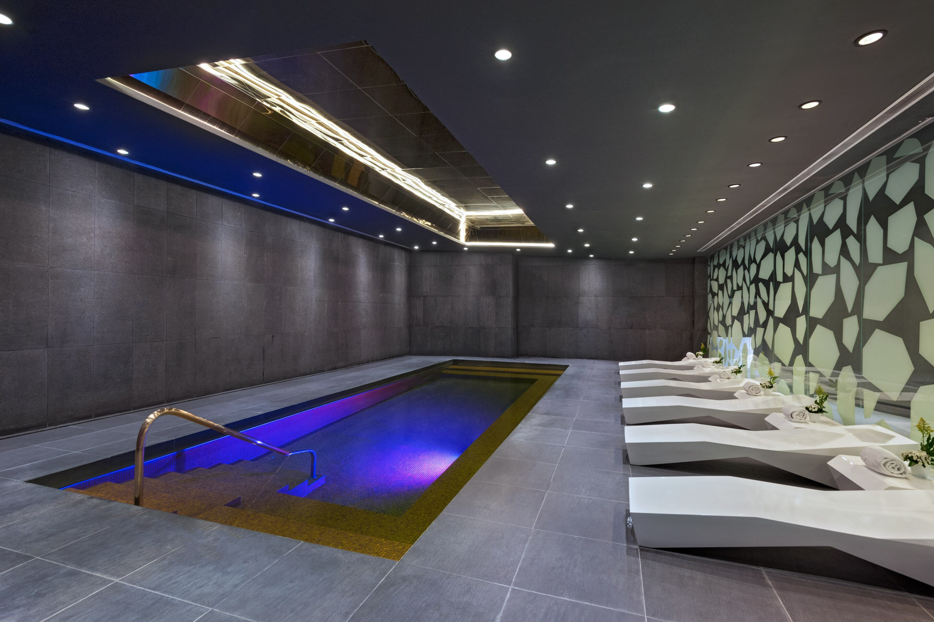 W Bogota Hotel - Bogota, Colombia - Hydrotherapy Pool at Away Spa
