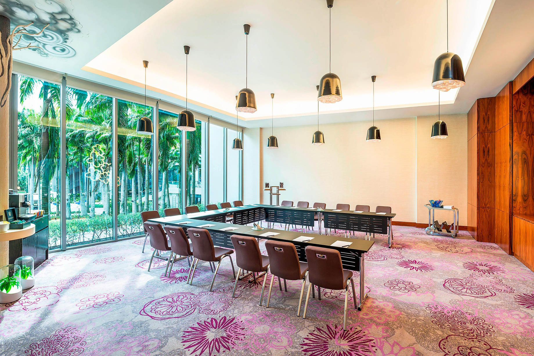 W Singapore Sentosa Cove Hotel – Singapore – Studio Meeting
