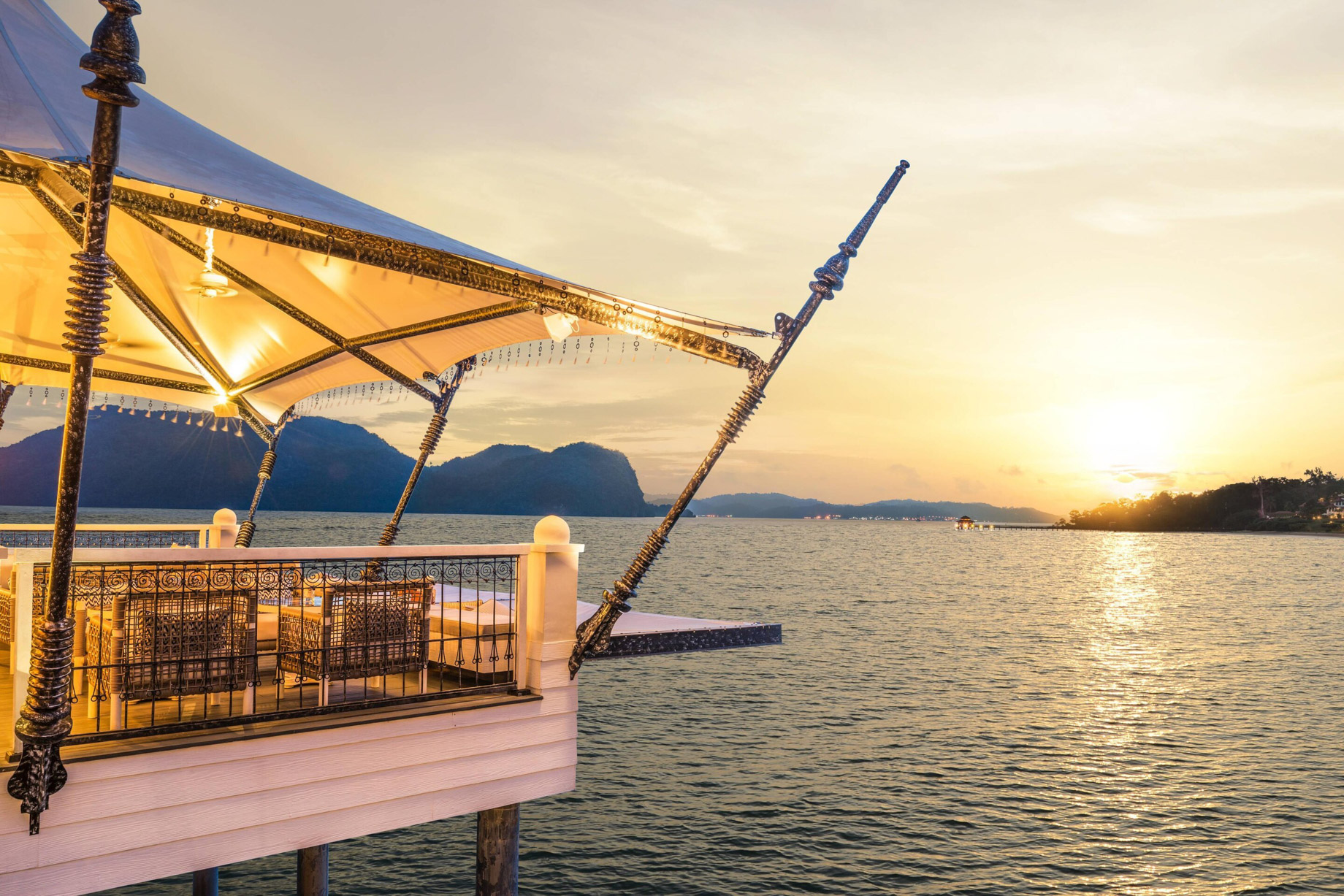 The St. Regis Langkawi Resort – Langkawi, Malaysia – Kayu puti Sunset Deck