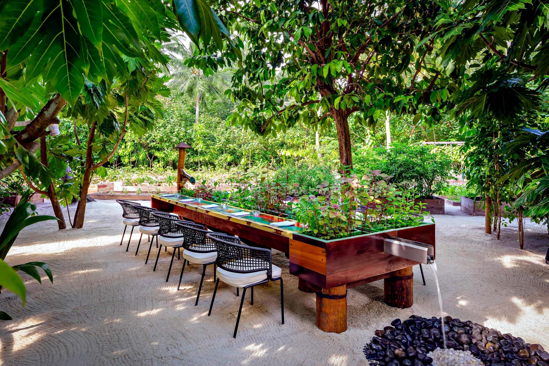 The St. Regis Maldives Vommuli Resort – Dhaalu Atoll, Maldives – Elements Dining Table