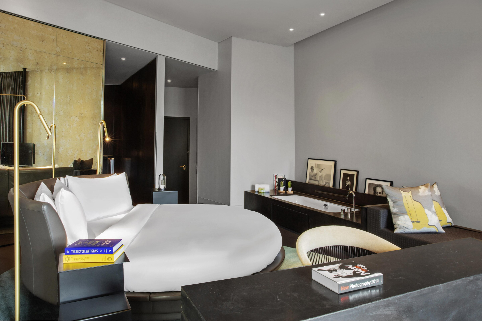 W Amsterdam Hotel – Amsterdam, Netherlands – WOW Bank One Bedroom Studio Suite