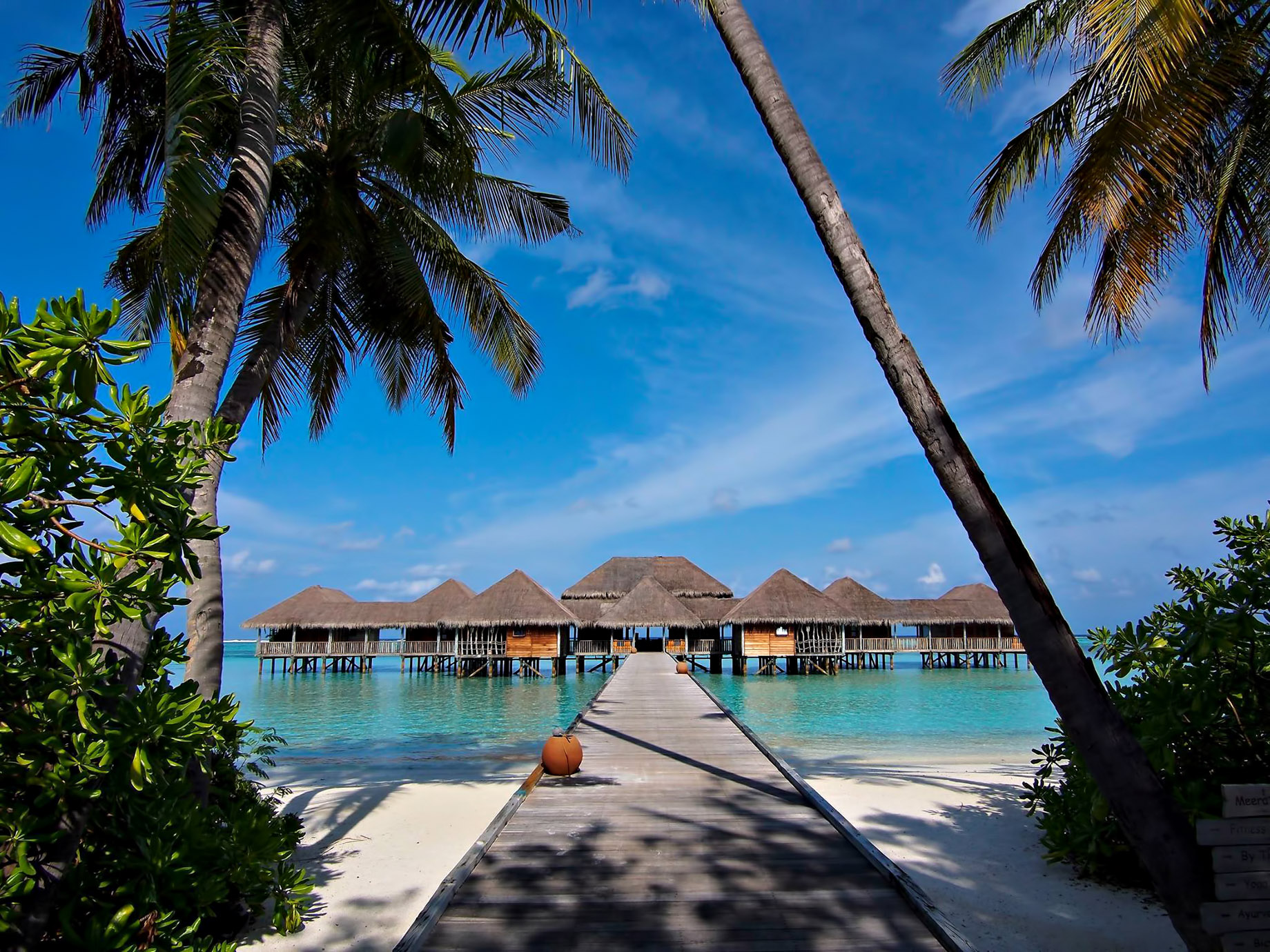 Gili Lankanfushi Resort – North Male Atoll, Maldives – Meera Spa Beach Boardwalk