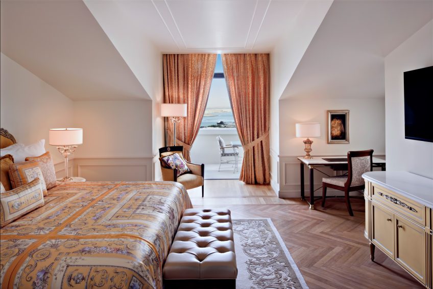 Palazzo Versace Dubai Hotel - Jaddaf Waterfront, Dubai, UAE - Permiere Versace Club Room Bedroom with Balcony