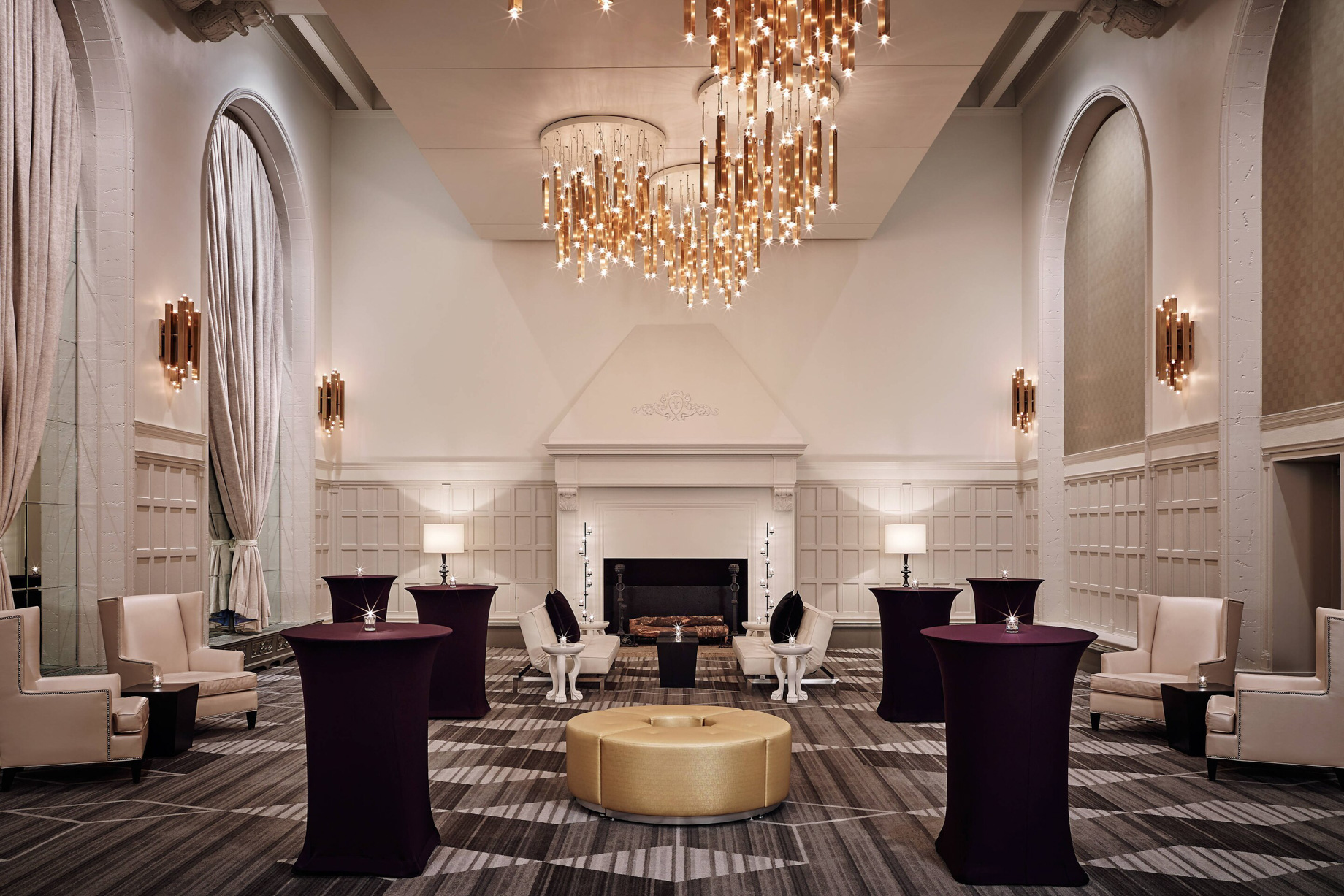 W Chicago City Center Hotel – Chicago, IL, USA – Great Room Decor