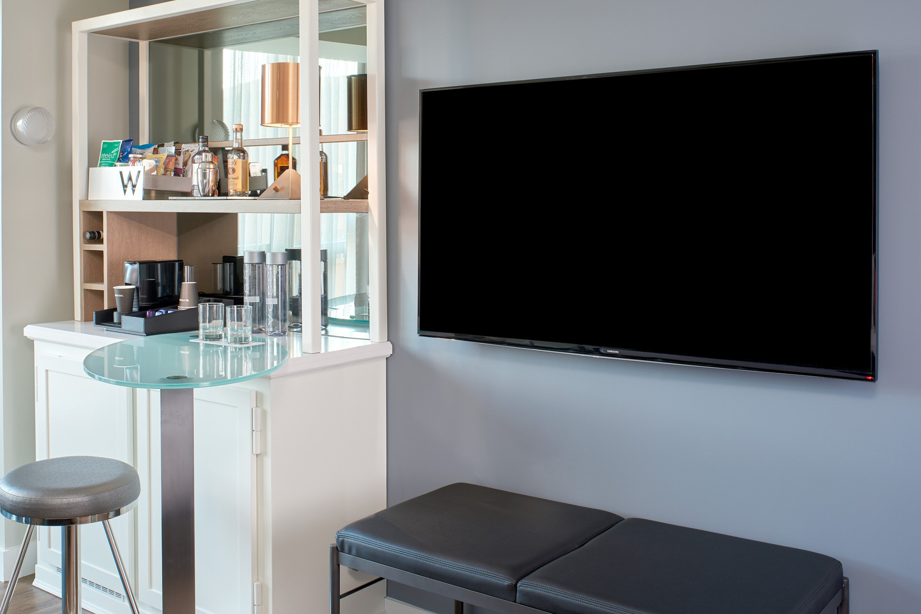 W Boston Hotel – Boston, MA, USA – Spectacular Guest Room TV