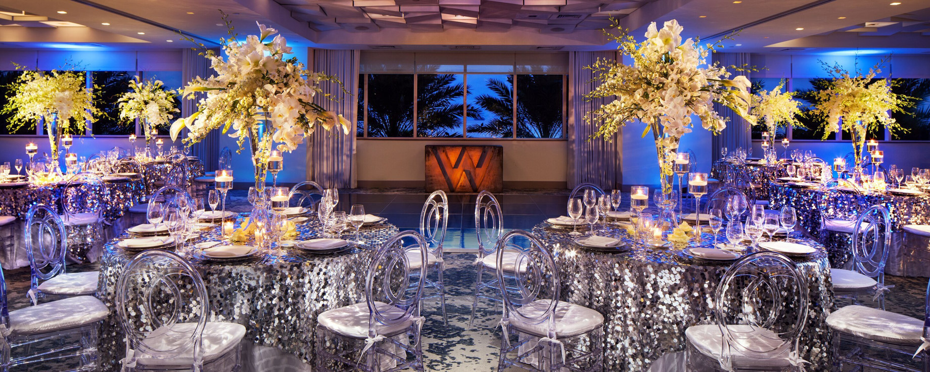 W Fort Lauderdale Hotel – Fort Lauderdale, FL, USA – Studio Social Setup