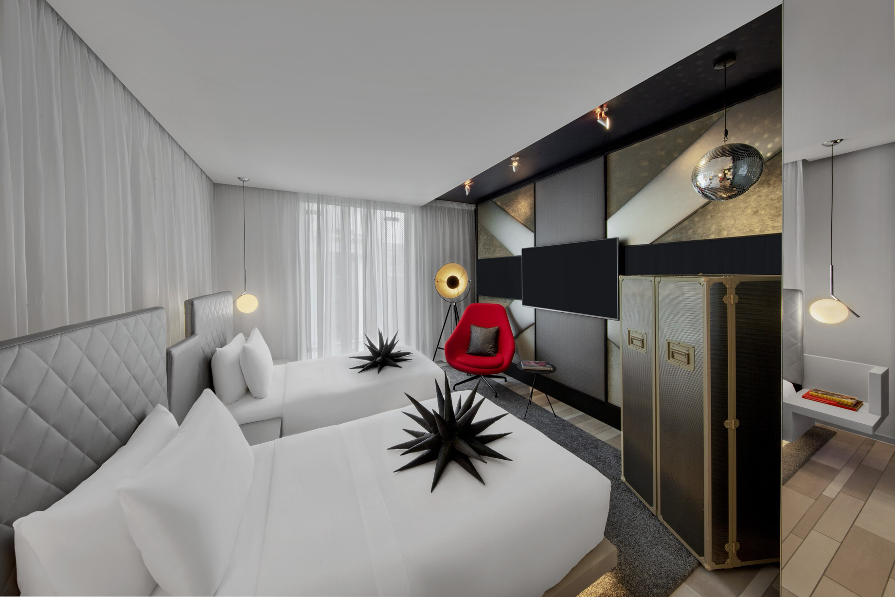 W London Hotel – London, United Kingdom – Wonderful Twin Guest Room