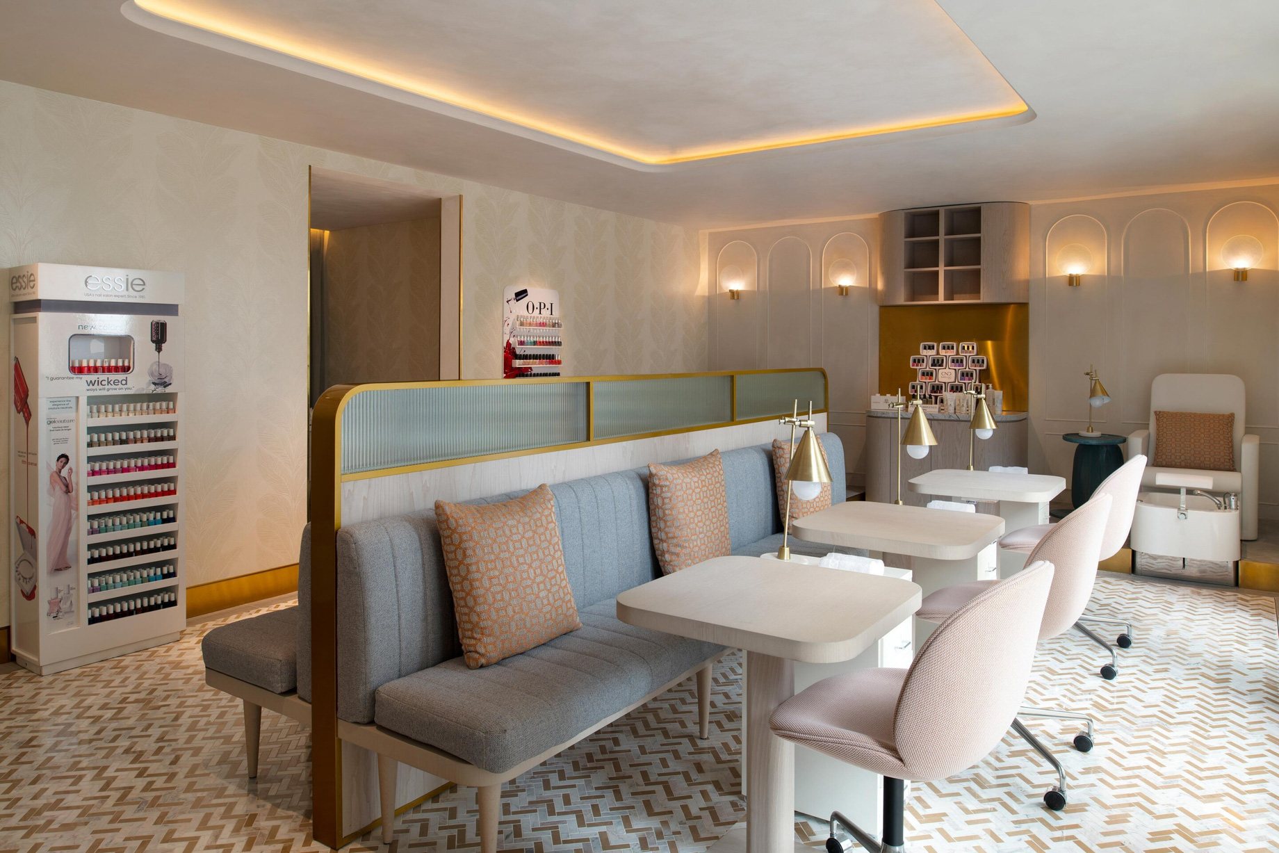 W Doha Hotel – Doha, Qatar – Sisley Paris Spa Nail Salon