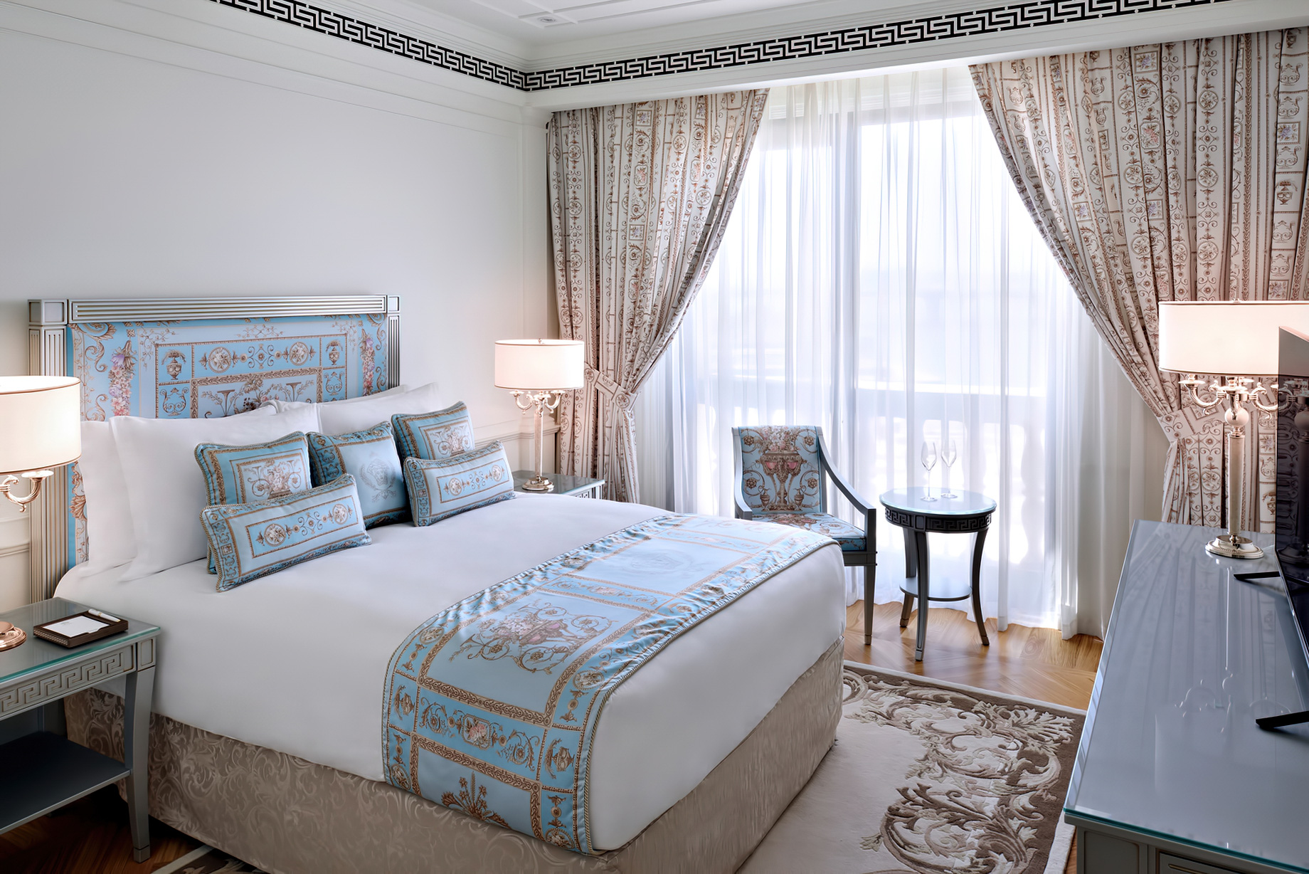 Palazzo Versace Dubai Hotel Jaddaf Waterfront, Dubai, UAE Versace Residence Bedroom TRAVOH