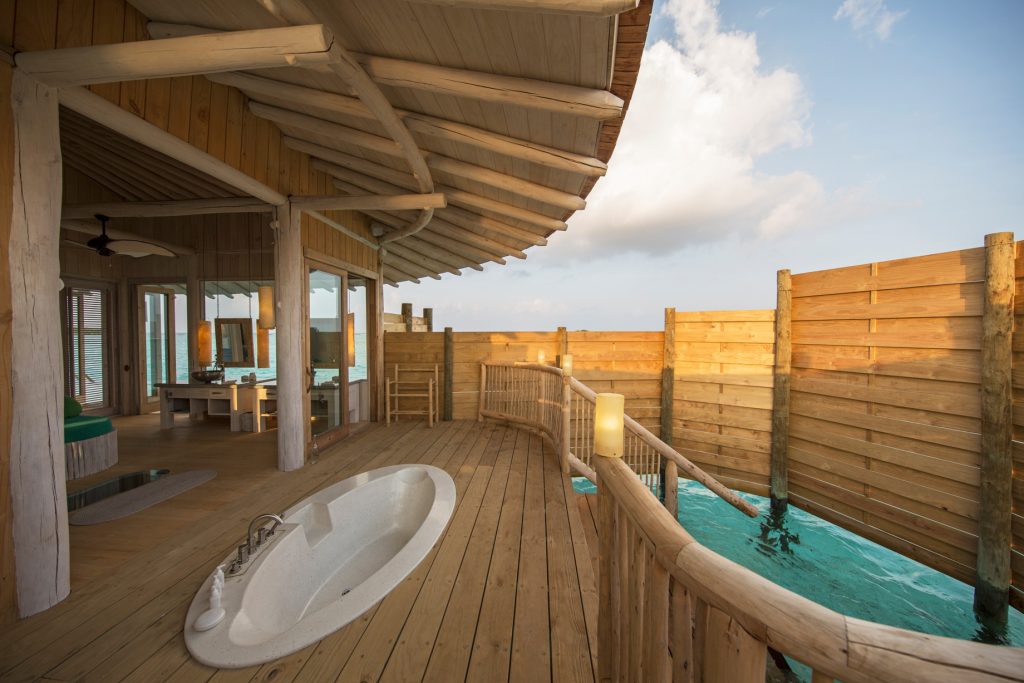 Soneva Jani Resort - Noonu Atoll, Medhufaru, Maldives - 1 Bedroom Water Retreat Villa Outdoor Overwater Soaker Tub