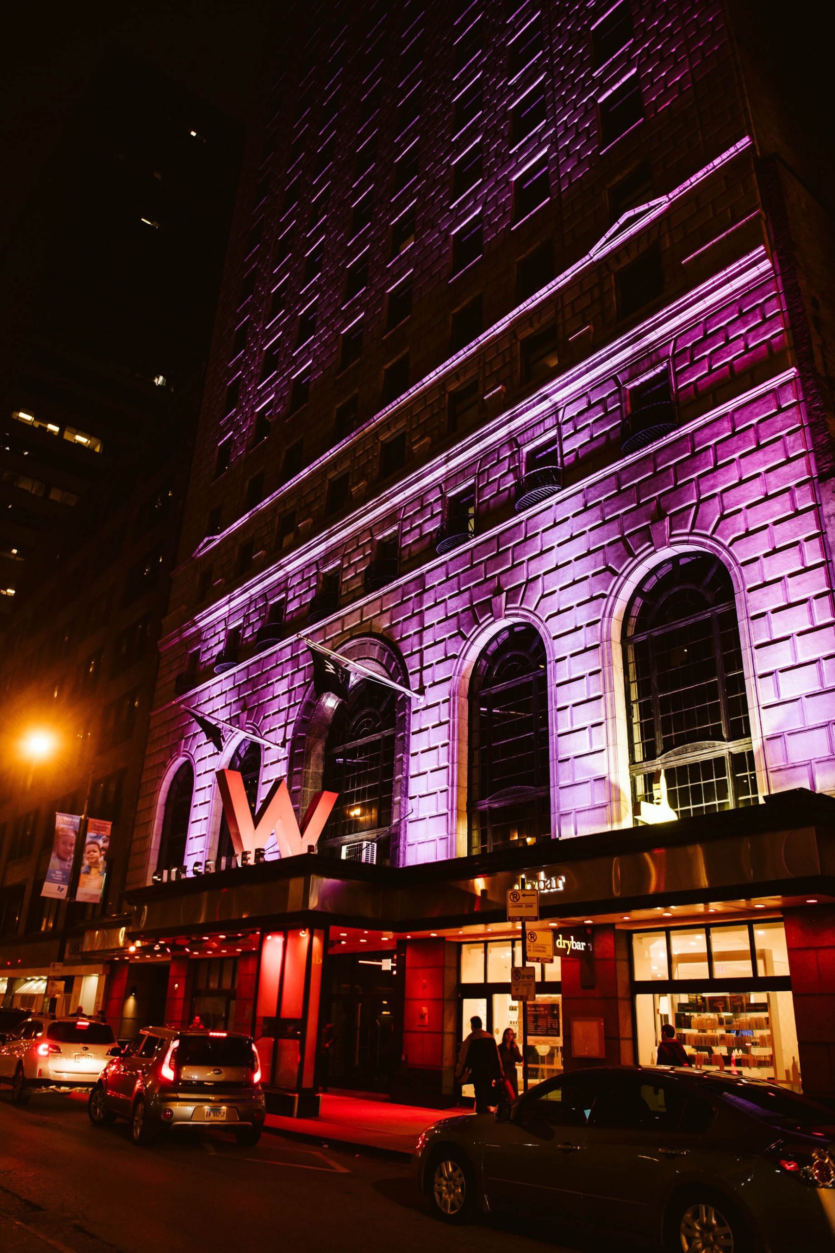 W Chicago City Center Hotel - Chicago, IL, USA - Hotel Exterior Night