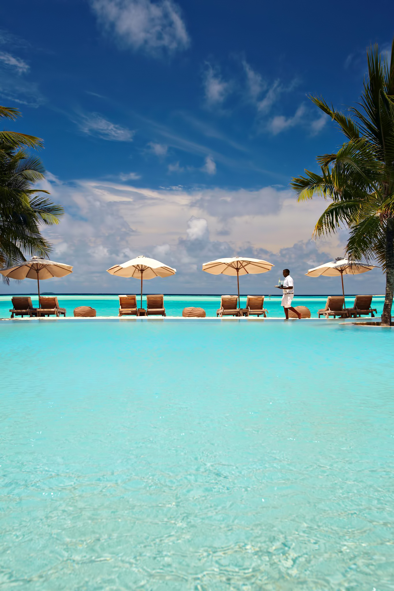 Gili Lankanfushi Resort – North Male Atoll, Maldives – Resort Oceanfront Pool