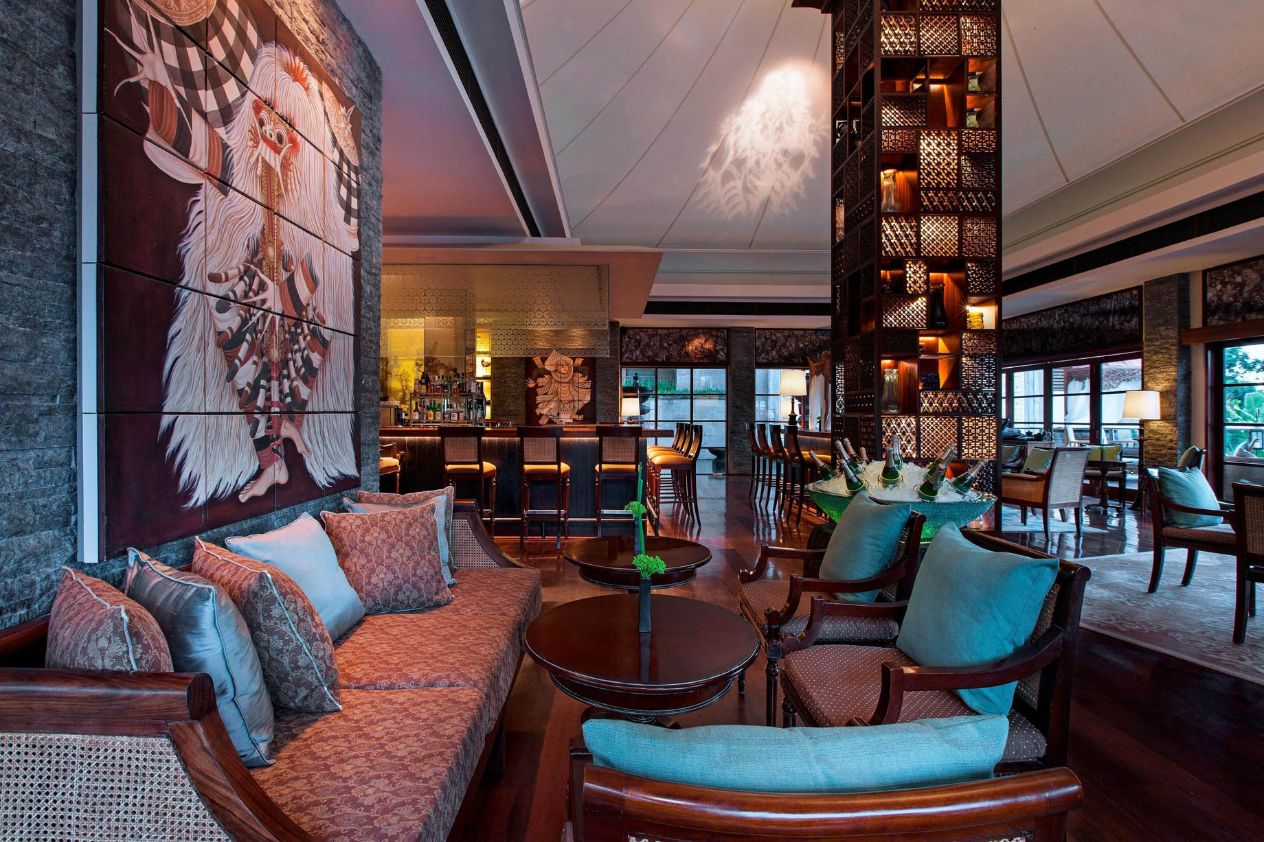 The St. Regis Bali Resort – Bali, Indonesia – King Cole Bar