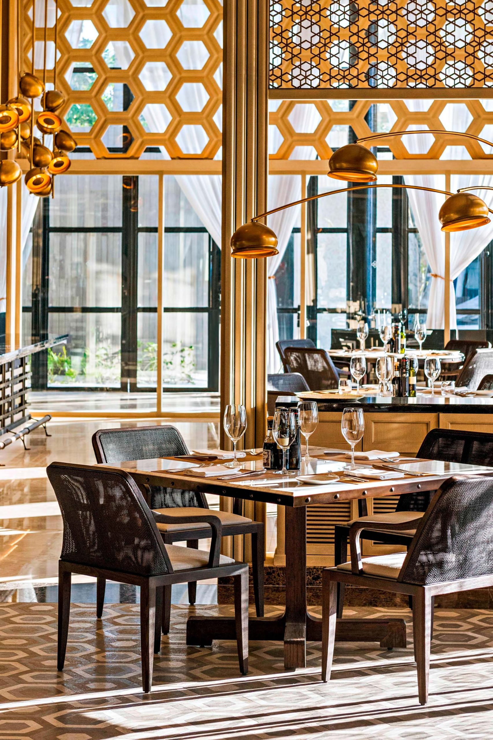 The St. Regis Maldives Vommuli Resort – Dhaalu Atoll, Maldives – Alba Restaurant