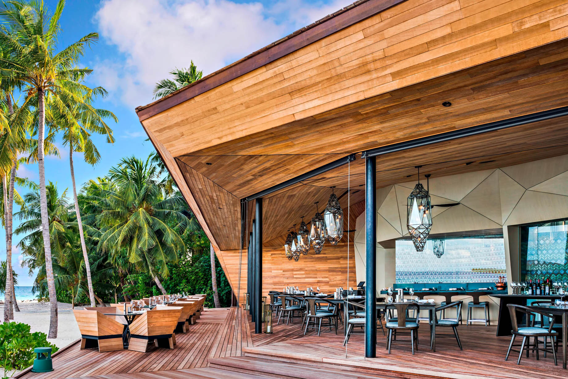 The St. Regis Maldives Vommuli Resort – Dhaalu Atoll, Maldives – Orientale Restaurant Asian