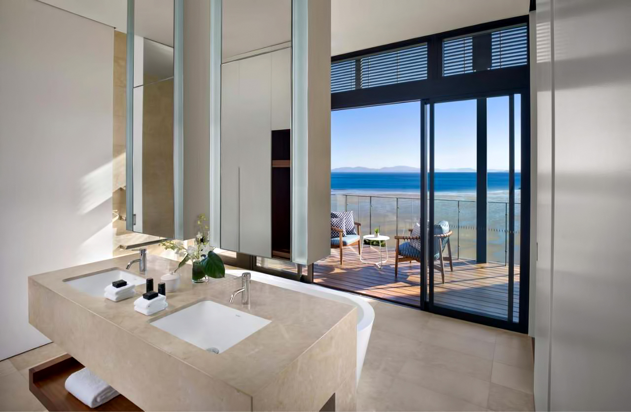 InterContinental Hayman Island Resort - Whitsunday Islands, Australia - Hayman Estate Residence Master Ensuite