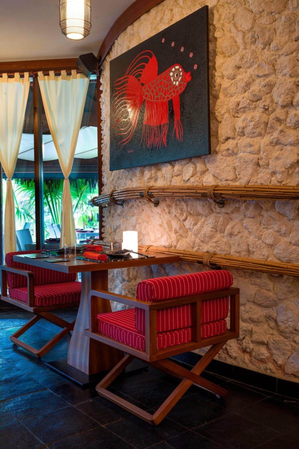 The St. Regis Bora Bora Resort - Bora Bora, French Polynesia - Bam Boo Restaurant Table