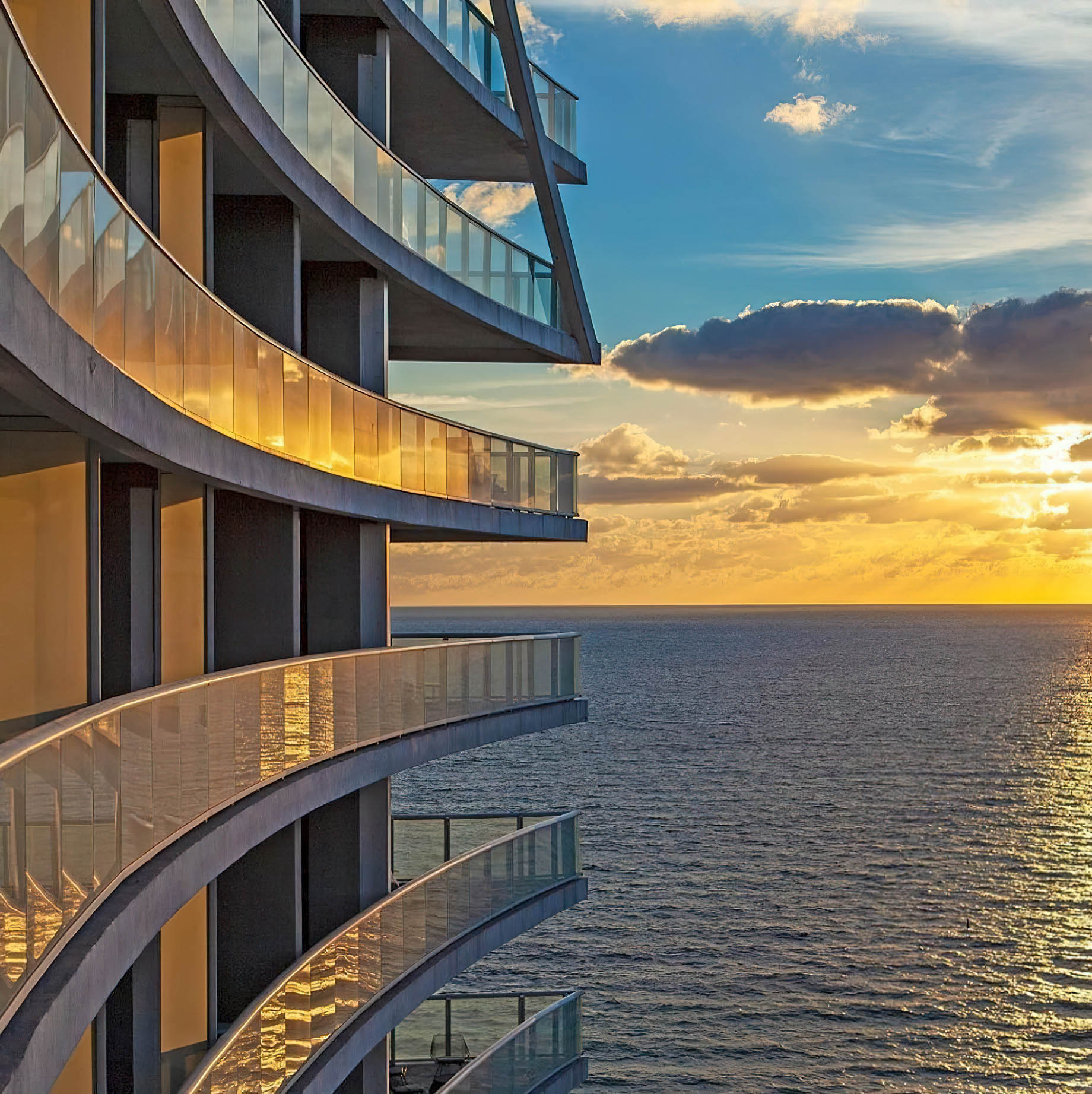 W Fort Lauderdale Hotel - Fort Lauderdale, FL, USA - Hotel Ocean View Sunset