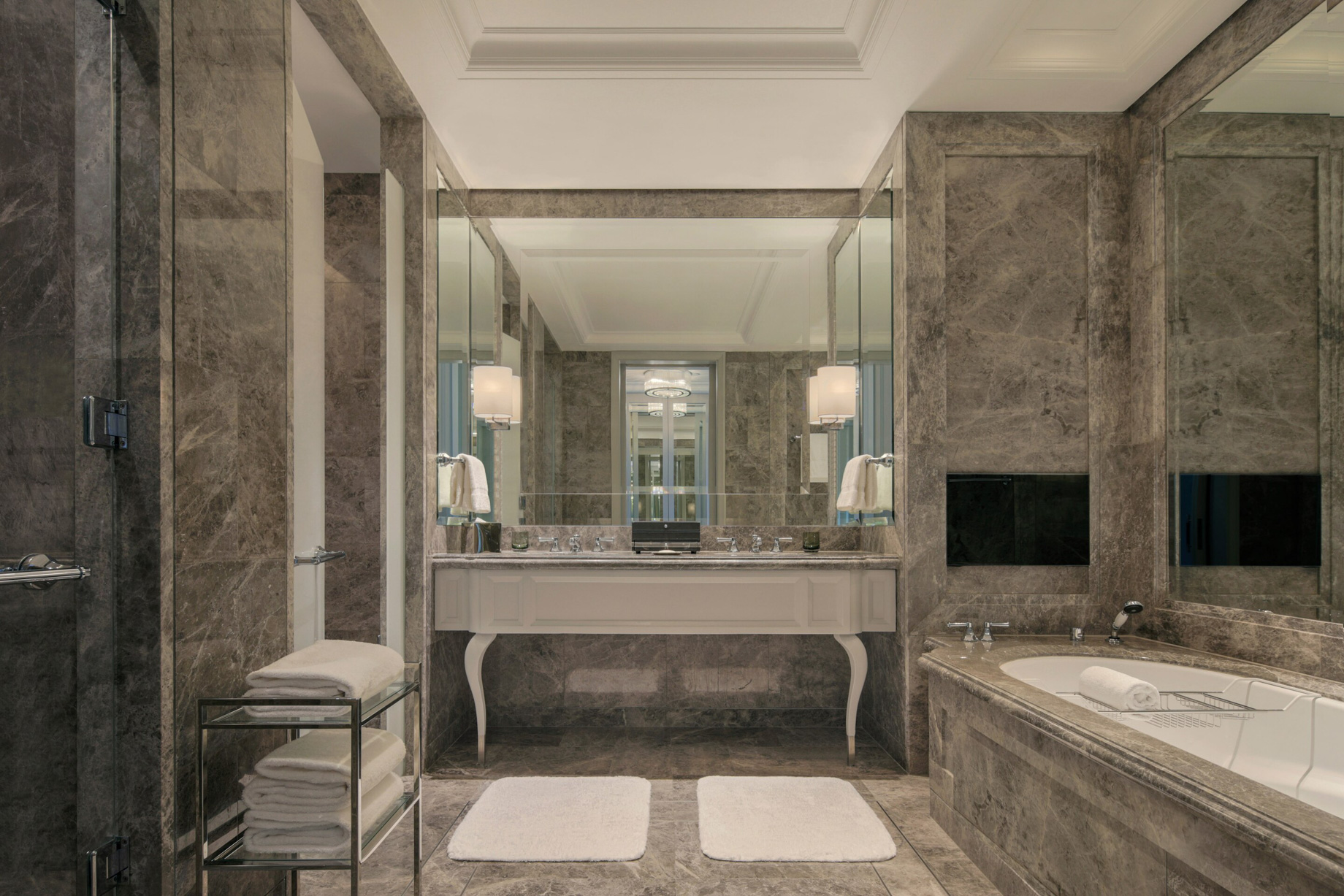 The St. Regis Kuala Lumpur Hotel – Kuala Lumpur, Malaysia – Deluxe Guest Bathroom