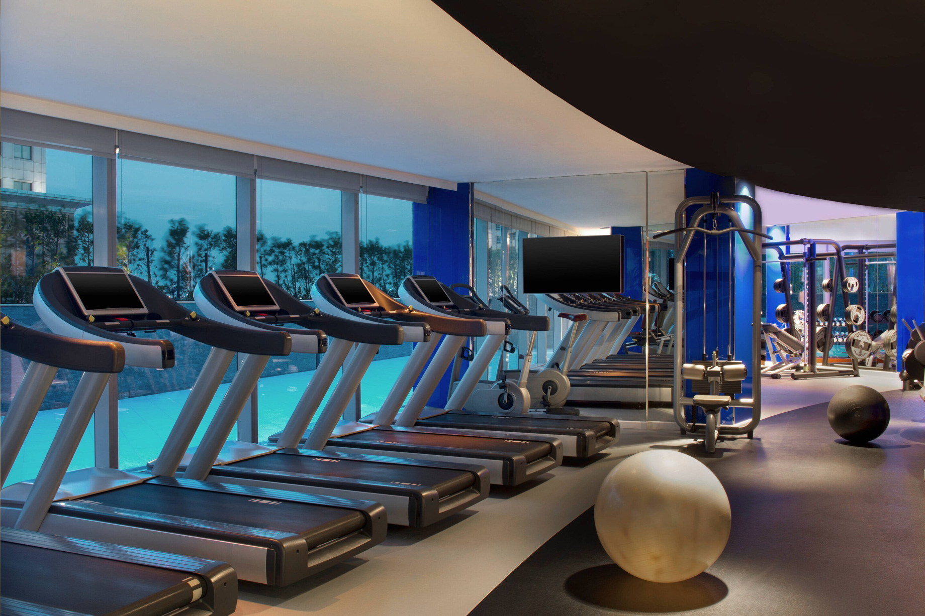 W Doha Hotel - Doha, Qatar - FIT Gym