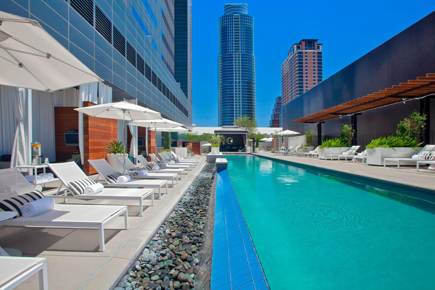 W Austin Hotel – Austin, TX, USA – Pool and Cabanas Deck