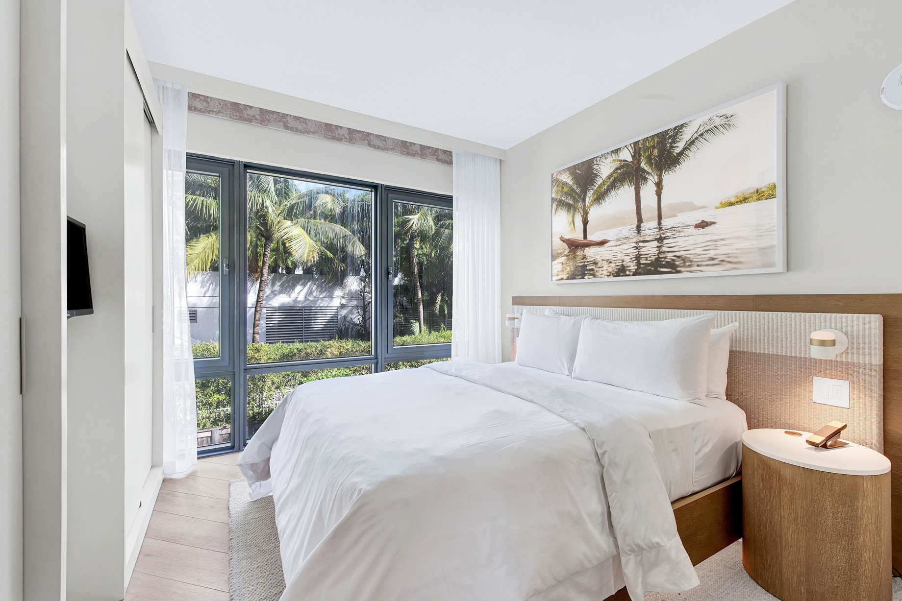 W South Beach Hotel – Miami Beach, FL, USA – Poolside Bungalow 2 Bedroom
