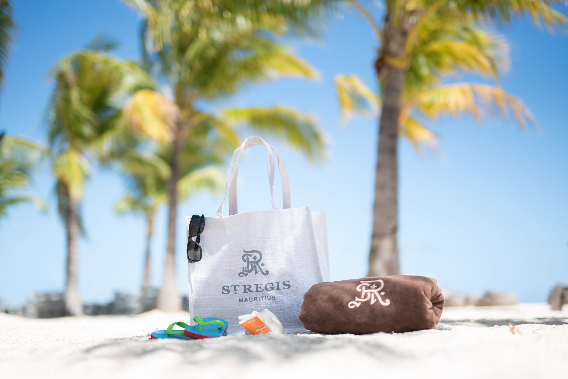 JW Marriott Mauritius Resort – Mauritius – Resort Beach Bag Palm Trees