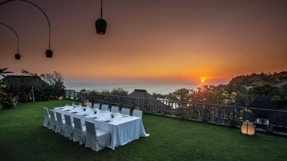 Bvlgari Resort Bali - Uluwatu, Bali, Indonesia - Resort Ocean View Dining Table Sunset