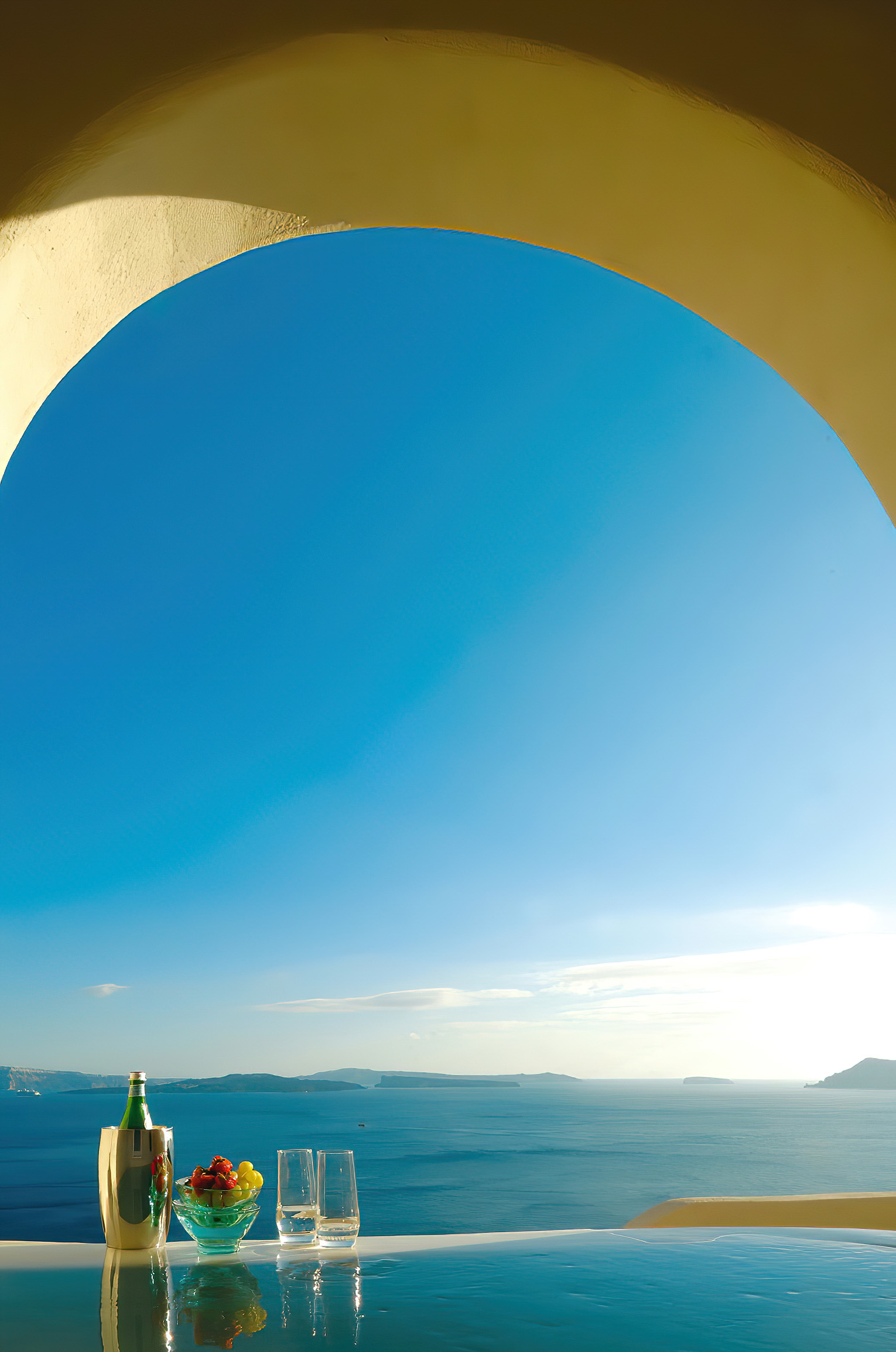 Mystique Hotel Santorini – Oia, Santorini Island, Greece – Ocean View Infinity Pool Beverages