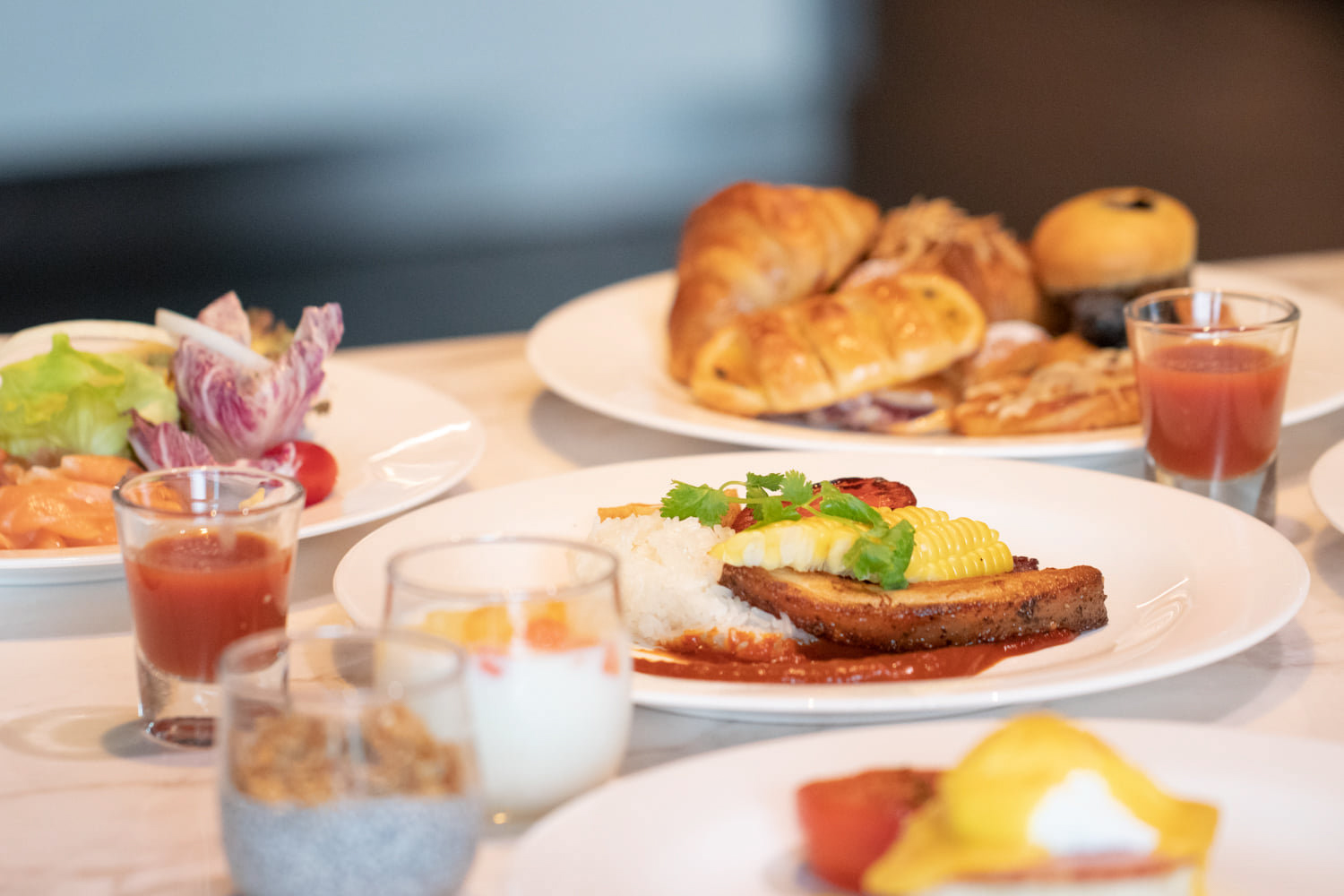 The St. Regis Bangkok Hotel - Bangkok, Thailand - Signature Breakfast