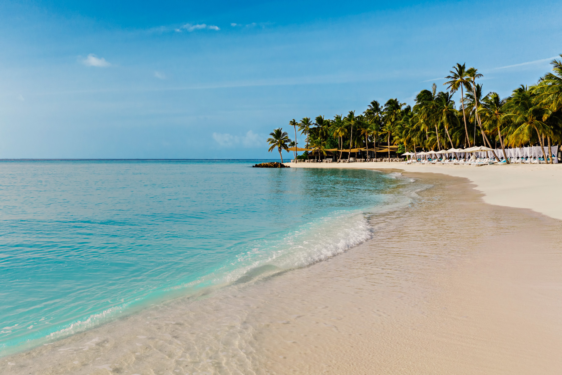 One&Only Reethi Rah Resort – North Male Atoll, Maldives – Beach Club Oceanfront Sand