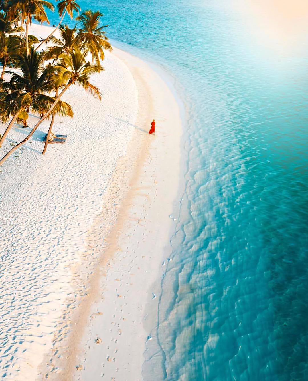 The St. Regis Maldives Vommuli Resort – Dhaalu Atoll, Maldives – Private Beach