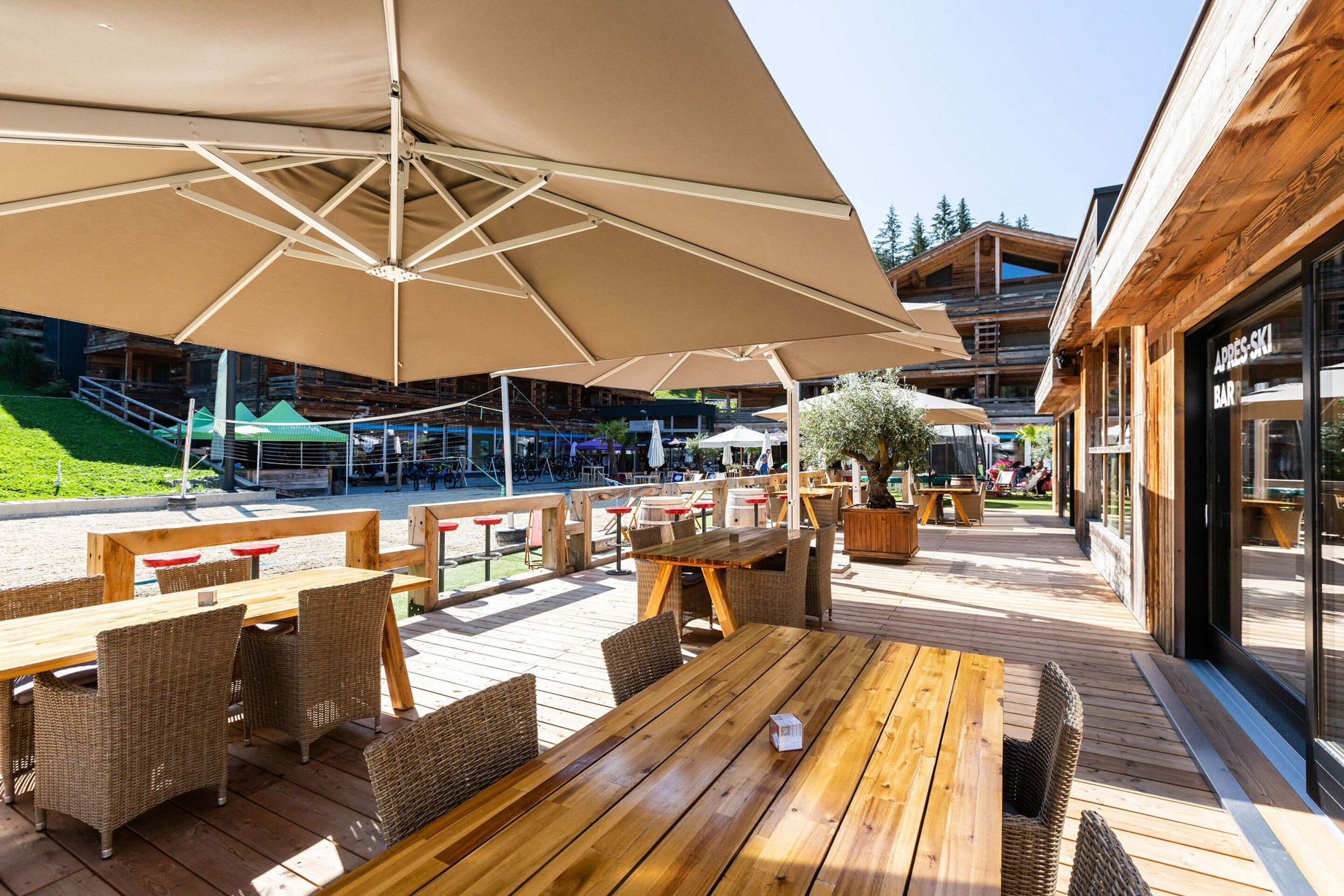 W Verbier Hotel – Verbier, Switzerland – La Plage Outdoor Tables