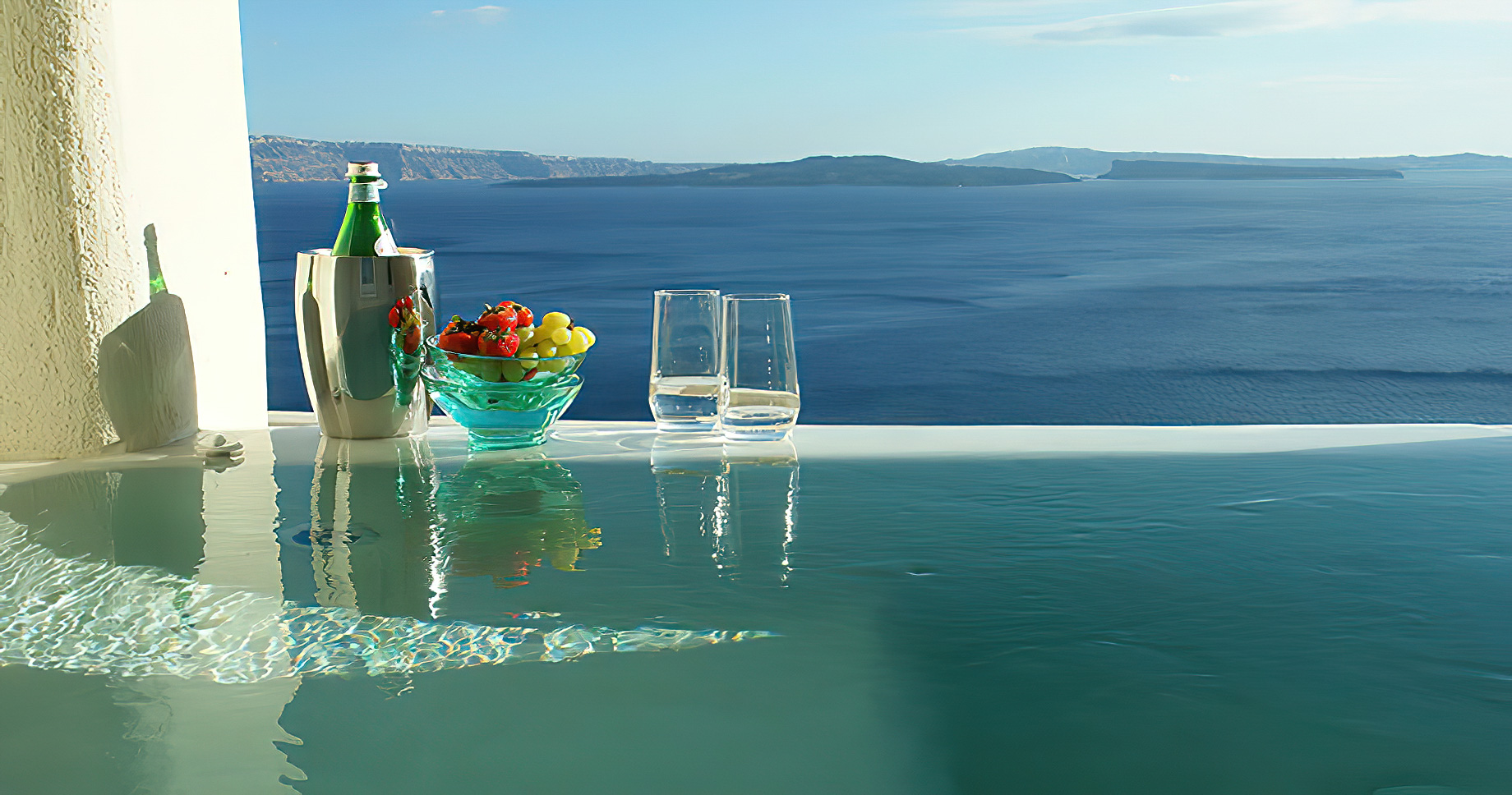 Mystique Hotel Santorini – Oia, Santorini Island, Greece – Ocean View Infinity Pool Beverages