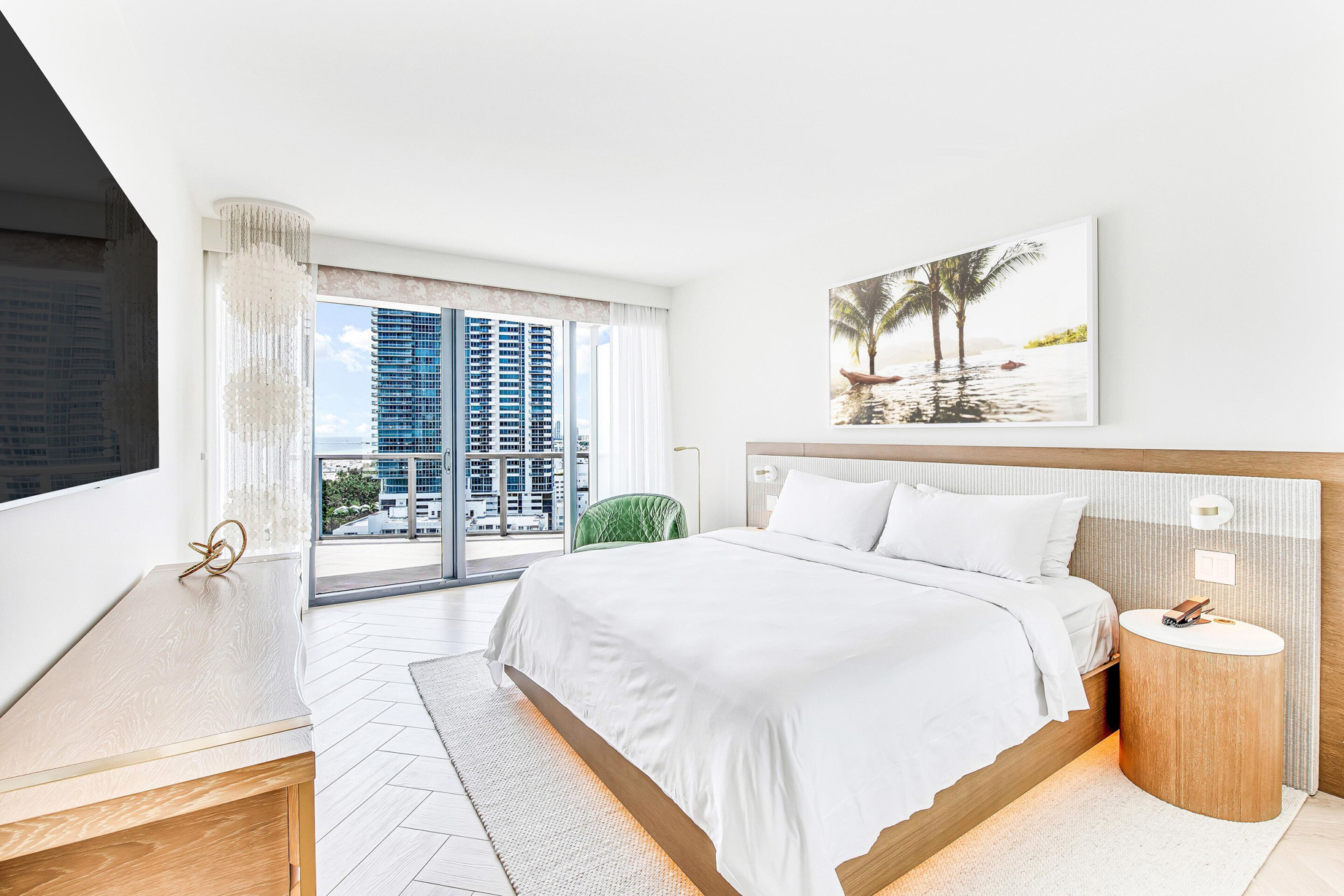 W South Beach Hotel – Miami Beach, FL, USA – Sensational Suite