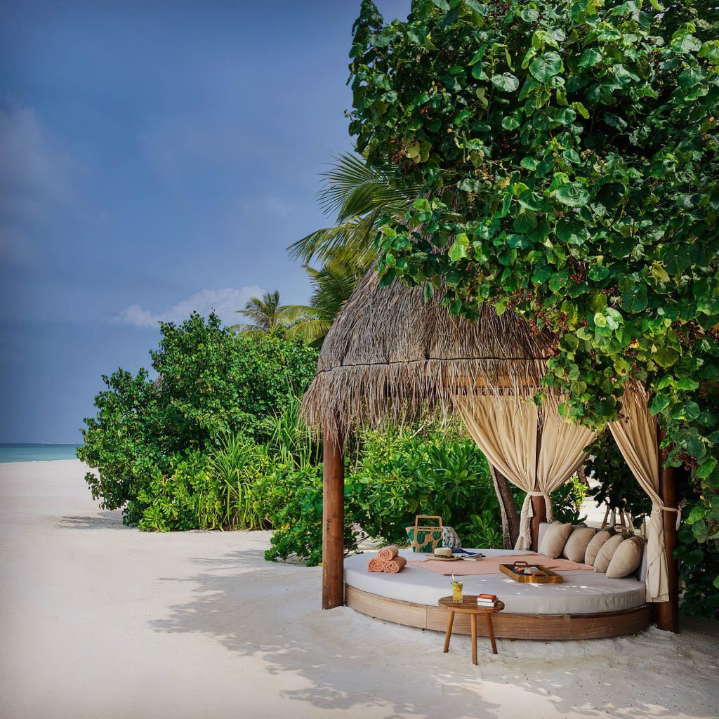 JOALI Maldives Resort - Muravandhoo Island, Maldives - Beachfront Outdoor Bed