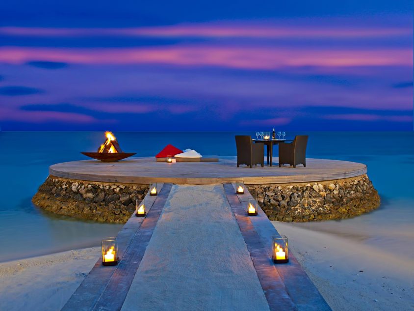 107 - W Maldives Resort - Fesdu Island, Maldives - Private Beachfront Dining Night