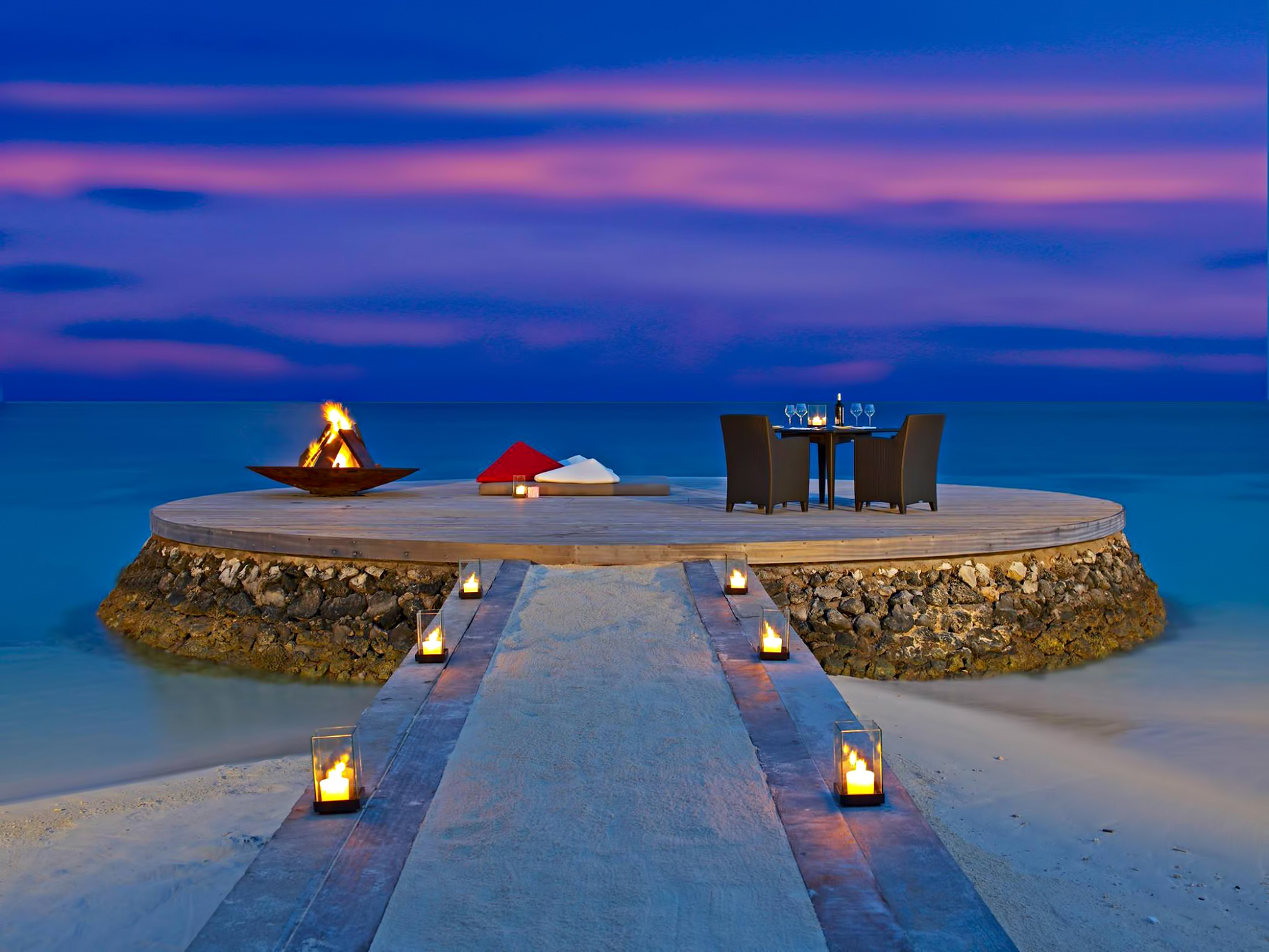 107 – W Maldives Resort – Fesdu Island, Maldives – Private Beachfront Dining Night